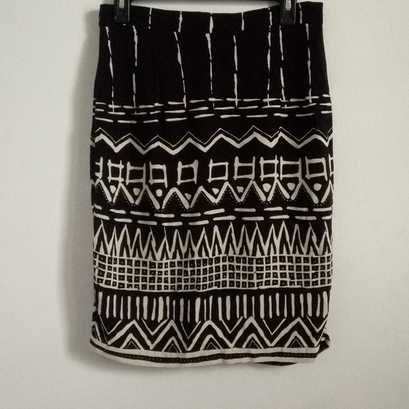 Liz Claiborne Dresses & Skirts - Liz Claiborne Vintage 90's Skirt B&W Print Sz 10